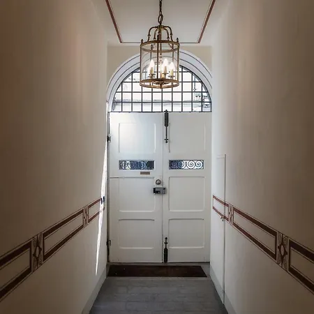 Library House - Downtown *