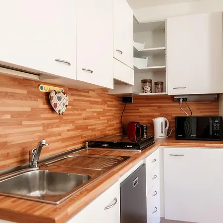 Library House - Downtown Apartment *