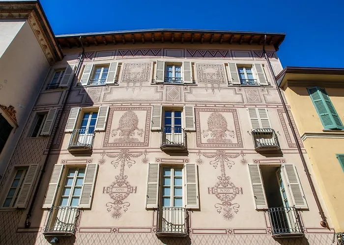 Library House - Downtown 코모