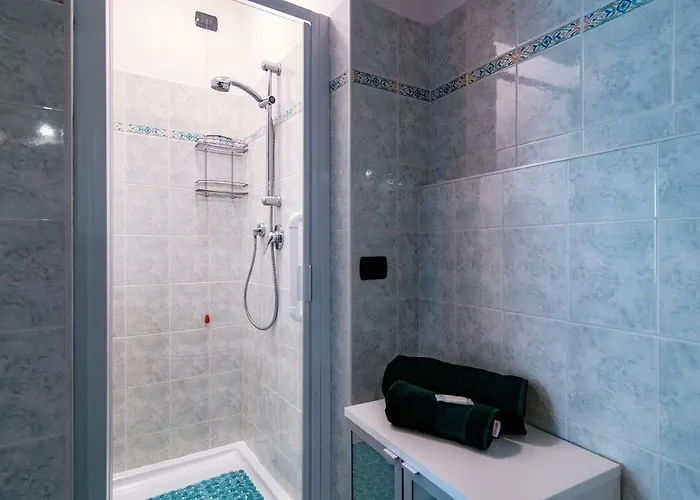 Library House - Downtown Apartman Como