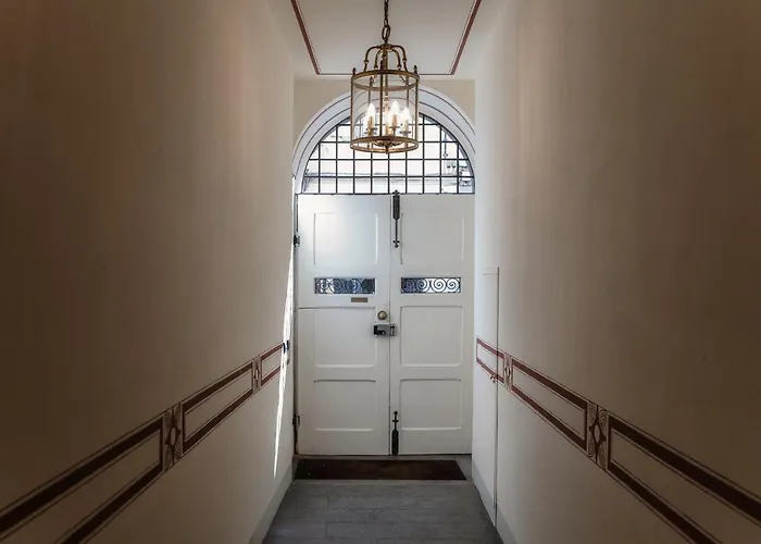 Library House - Downtown *