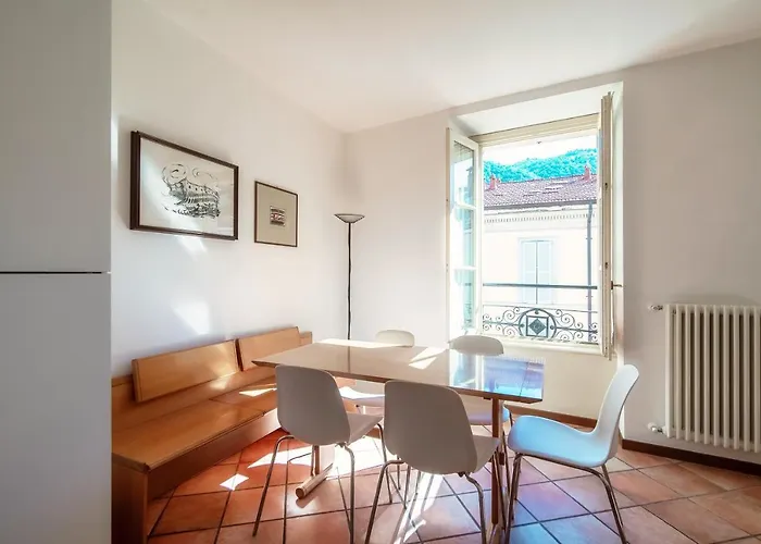 Library House - Downtown Apartment