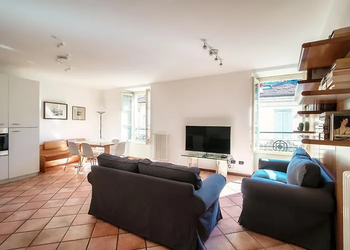 Library House - Downtown Apartment Como