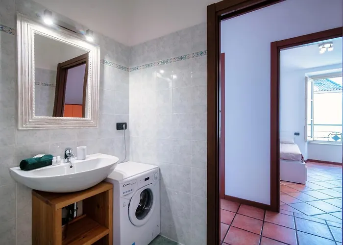 Library House - Downtown Apartment *